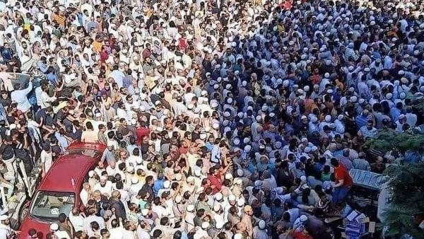 جنازة مهيبة في وداعه.. من هو الدكتور أسامة عبد العظيم؟ | شاهد