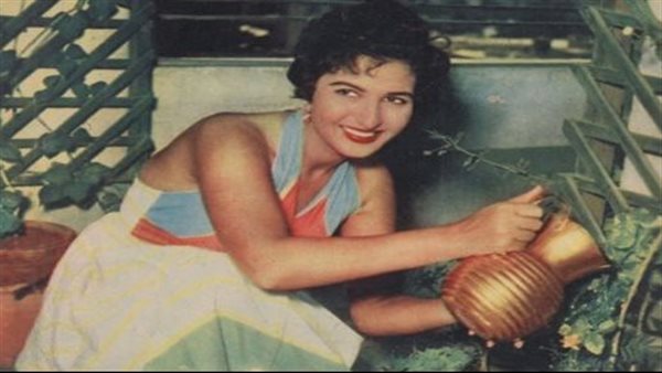 أفلس والدها وماتت بسرطان الأمعاء.. أسرار من حياة نعيمة عاكف في ذكرى ميلادها