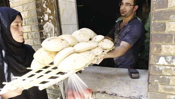 حسما للجدل..الحكومة تكشف حقيقة زيادة سعر رغيف الخبز المدعم