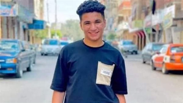 خناقة مع بلطجية.. لحظة تصفية مسجل خطر داخل صيدلية بالإسماعيلية | فيديو صادم