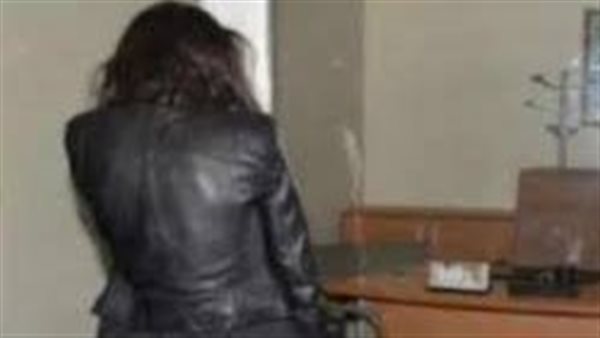 زوج بالمجهود فقط.. هاجر للقاضي: جوزي بيطلب فلوس عشان يديني حقي الشرعي