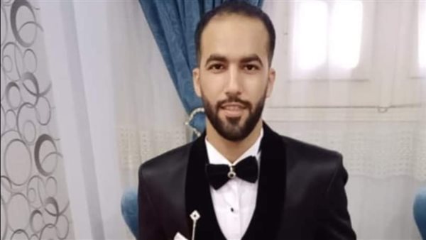 نشر صورًا غريبة من غرفة نومه.. عريس يثير الجدل بقصة سحر سفلي أفسد حياته | شاهد