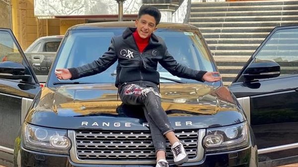 بلطجة وعلاقات نسائية ومقاطع فاضحة.. القصة الكاملة للقبض على مطرب المهرجانات سامر المدني ووالده