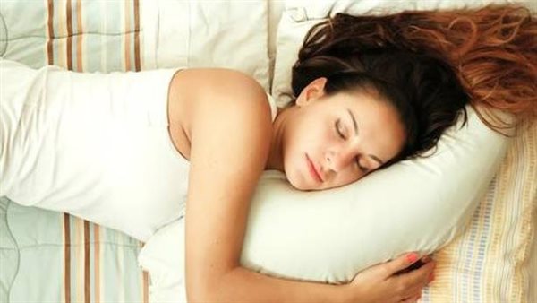 تعرف عليها.. 4 حيل لخسارة الوزن أثناء النوم