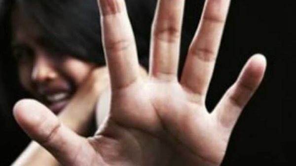 مقيد القدمين وبه طعنات.. تفاصيل العثور على جثة شاب بجوار ترعة بكفر الشيخ