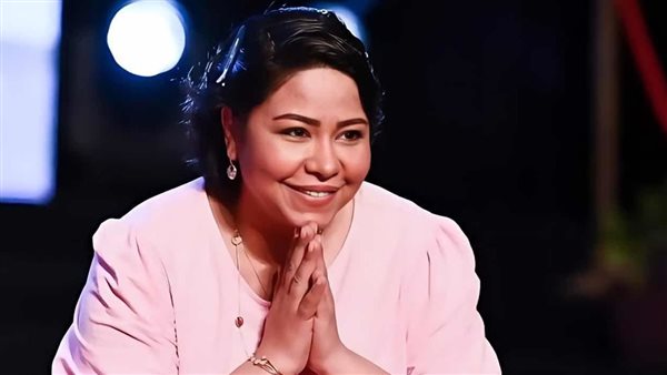 لابسة عباية في الشارع.. مفاجأة جديدة في أزمة احتجاز شيرين عبدالوهاب بمصحة نفسية