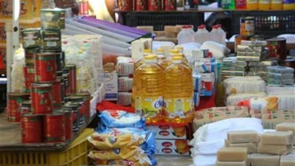 بعد ارتفاع سعر الدولار.. حقيقة زيادة أسعار السلع الغذائية في مصر 
