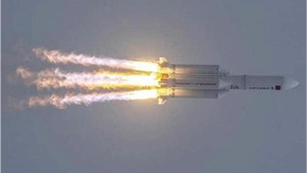 معهد الفلك يكشف موعد سقوط الصاروخ الصيني الخارج عن السيطرة على الأرض