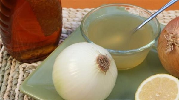 لن تتوقع النتائج.. فوائد خلط الليمون مع البصل وتناوله على الريق 