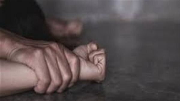 بعد علاقة آثمة..تفاصيل صادمة في تخلص أب من طفله بالضرب حتى الموت بعين شمس