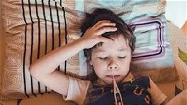 الأعراض وطرق الوقاية.. كل ما تريد معرفته عن الفيروس المخلوي التنفسي المنتشر بين الأطفال
