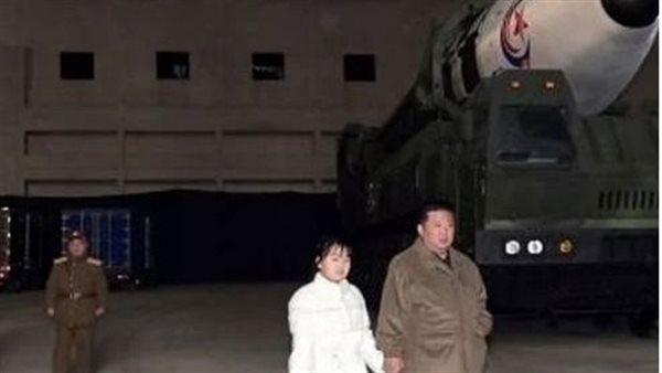  صواريخ نووية وتجارب تحبس أنفاس العالم..أول ظهور علني لإبنة زعيم كوريا الشمالية في حدث مرعب | شاهد