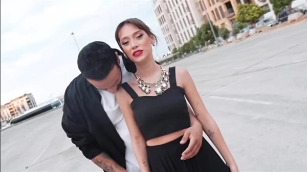 بعد انفصاله عن ميرنا الهلباوي..محمد عطية يثير الجدل حول ارتباطه بمطربة لبنانية | شاهد