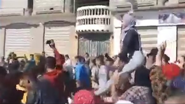 الشريفة العفيفة وصلت يا بلد.. فرحة عارمة لأهالي القرية بعد ثبوت عذرية فتاة الشرقية | فيديو