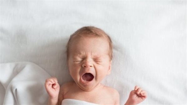 دلالات غامضة بين السعادة والهموم.. تفسير حلم الولادة للمتزوجة والعزباء