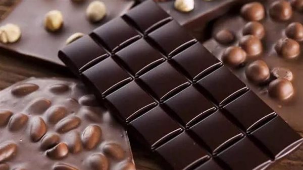  منها وضعها في الثلاجة.. 7 أخطاء تجنبها عند تناول الشوكولاتة 
