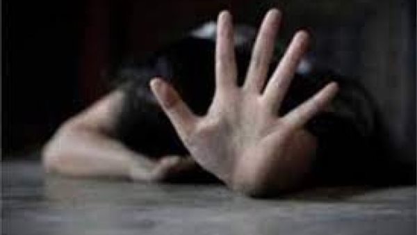 أجبرها على خلع ملابسها.. قرار جديد في محاكمة متهم بالتعدي على فتاة بالمعادي 