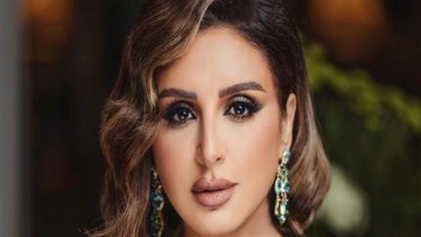 بدأت تتناول السوائل.. تطورات الحالة الصحية لـ أنغام | فيديو