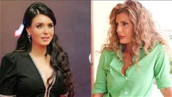 ما بطيقهاش صاحبت حماتي وقلبتها عليا.. حكاية صراع دينا وفيدرا بسبب سامح الباجوري | فيديو