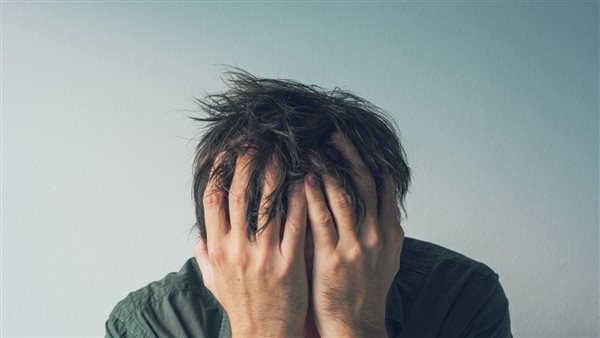 6 أسباب تجعلك تتوقف عنها.. عادة خطيرة نفعلها جميعا في المرحاض