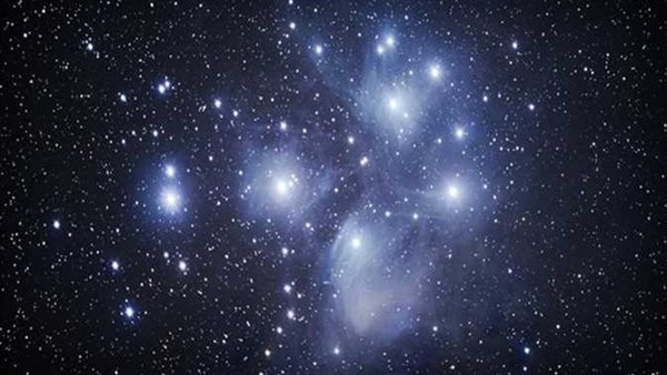 شاهدها بالعين المجردة.. تعرف على أهم الظواهر الفلكية لشهر ديسمبر 2022