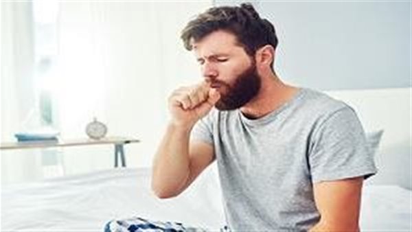 خد بالك.. شاب يكتشف أمرا خطيرا بعد إصابته بالسعال 