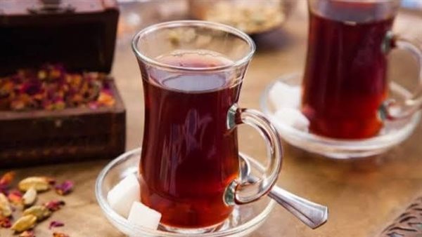 مزاج المصريين في خطر.. جنون في أسعار الشاي بالأسواق وهذا رد الشركة المُصنعة