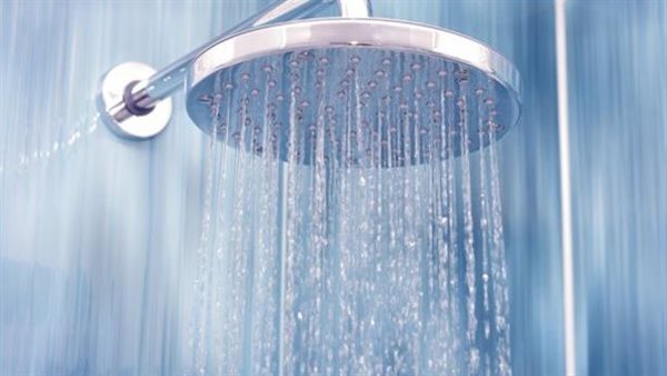 للرجال.. فائدة غير متوقعة للاستحمام بالماء البارد