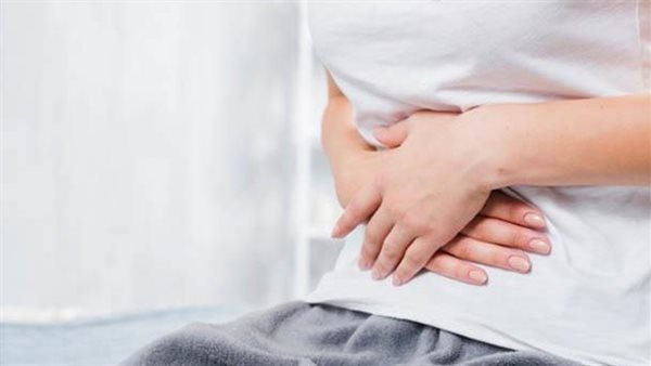 جعلها تذهب للطبيب.. امرأة تكشف أول عرض لنوع سرطان خطير