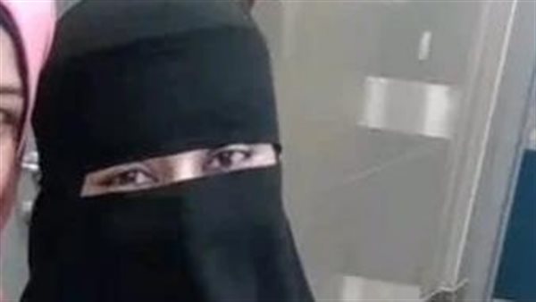 دماء على الفراش.. التفاصيل الكاملة لجريمة طالبة الآداب في بورسعيد