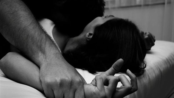 عنيف قوي في العلاقة الزوجية.. شاهي أمام محكمة الأسرة: جسمي كله معلم