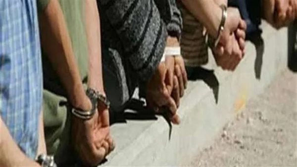 بيعملوا هاكر للموبايل.. تفاصيل ضبط عصابة أجنبية تخصصت في إقراض المواطنين وابتزازهم