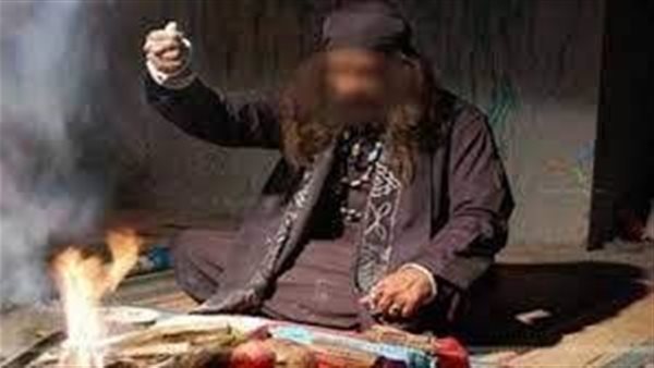 ابنكم قتل ثعبان ولازم ندفنه.. حكاية أسرة ادعت وفاة ابنها لعلاجه من مس جن 