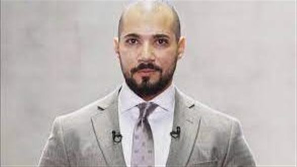 لغز المليون جنيه.. تفاصيل الاتهامات المتبادلة بين عبدالله رشدي ومستشفى التجمع بعد وفاة زوجته