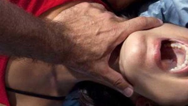 استغل غياب والدتها.. تفاصيل إحالة أوراق المتهم باغتصاب ابنة زوجته في القليوبية للمفتي