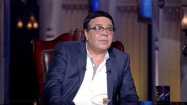 مراتي قفشتني كتير وأنا بخونها.. أحمد آدم يحدث ضجة بـ تصريحات جريئة | فيديو