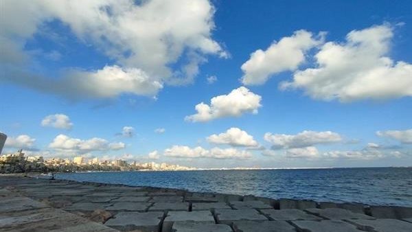 الأرصاد تحذر وتعلن حالة الطقس الأحد 25-12-2022