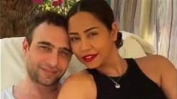 أحضان وقبلات.. فيديو جديد لـ شيرين عبد الوهاب وحسام حبيب | شاهد