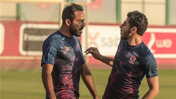 راض بقضاء الله.. أكرم توفيق يكشف حقيقة تسبب كهربا في إصابته | شاهد