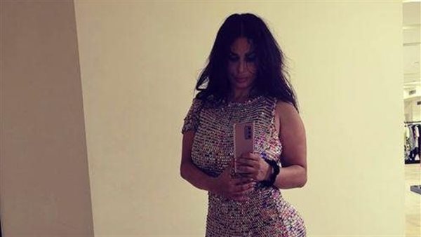 ما علاقة ويجز؟.. هل تعيش ندى الكامل طليقة أحمد الفيشاوي قصة حب ؟ | شاهد