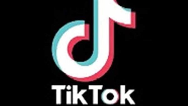 الكون مسخر لخدمتي.. ما هي متلازمة الفتاة المحظوظة وما قصة انتشارها على تيك توك؟