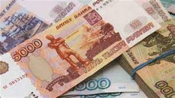ضربة موجعة للدولار.. ماذا يعني اعتماد الجنيه المصري بالبنك المركزي الروسي؟