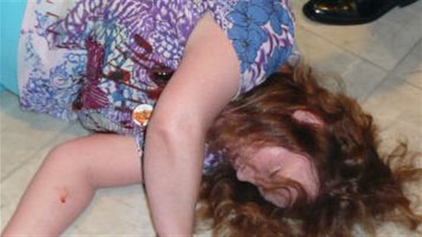 ده شرفنا وعرضنا يا بيه وغسلنا عارنا.. قرار عاجل بشأن المتهمين بقتل شقيقتيهما بسبب الدعارة في الصف 