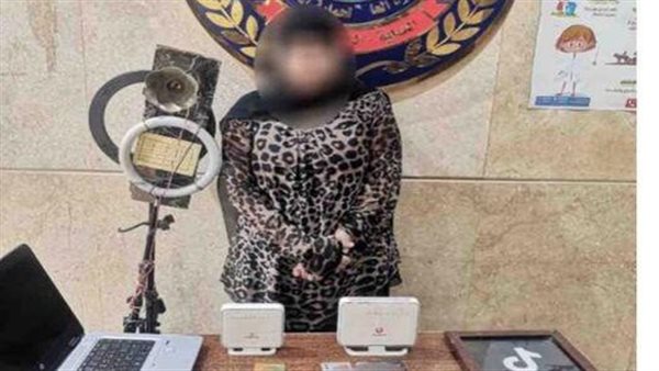 أفعال خادشة للحياء.. اعتراف صادم من سيدة تبث فيديوهات منافية للآداب بالحي الراقي