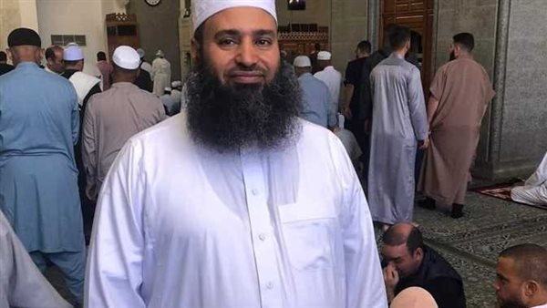 نشر شائعات يلا اتجوز بسرعة.. تفاصيل الحكم بحبس المأذون المزيف ياسر القرشي