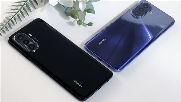 لا تدع أي لحظة تفوتك مع هاتف HUAWEI nova Y70 بكاميرا بدقة 48 ميجابكسل