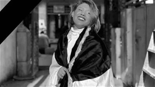 تحرّش بها شقيقها.. تفاصيل صادمة في مقتل بلوجر شهيرة على يد والدها خنقًا 