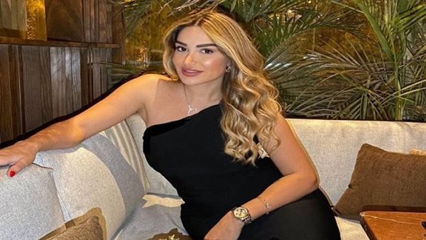 اتفضحت وخليكي مؤدبة.. تفاصيل مثيرة في خناقة سارة نخلة وهندية بسبب فيديو الكلب | شاهد