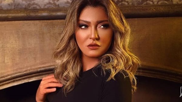 لحين الفصل في طلب الرد.. قرار جديد بشأن دعوى خلع علا غانم من رجل أعمال