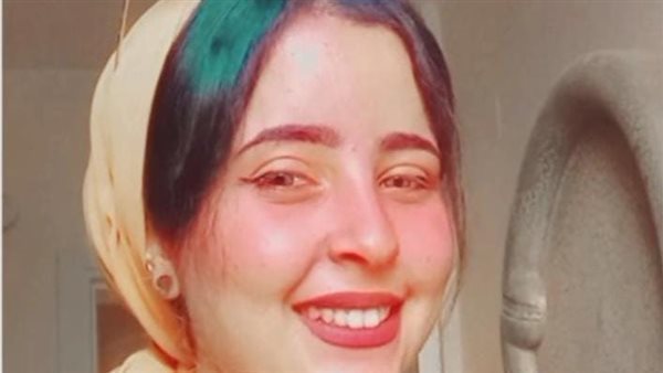 دعمها خطيبها وتنازل والدها عن حقه.. ماذا حدث في جلسة محاكمة قاتلة والدتها في بورسعيد؟